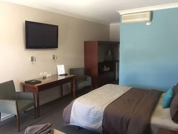 Pastoral Hotel Motel - Queensland Tourism 0