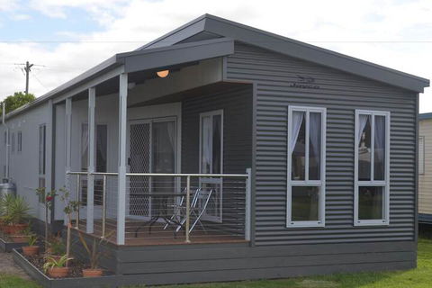 Holiday Lifestyle Henty Bay Portland - QLD Tourism 4
