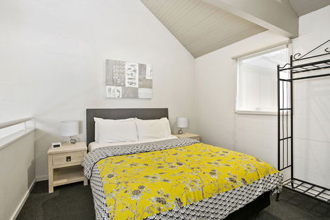 Terrace Lofts Apartments - QLD Tourism 3