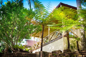 Pacific Palms Resort - Queensland Tourism 0