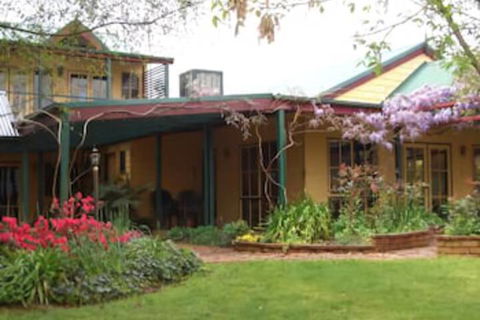 Willowlake Cottages - Queensland Tourism 0