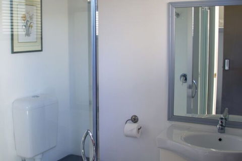 Delatite Apartments Timbertop & Fir - Queensland Tourism 5