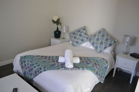 Ruby's Queenscliff - QLD Tourism 2