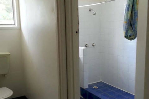 Sandy Court Holiday Units - QLD Tourism 1