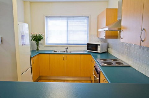 Cosmopolitan Apartments - Queensland Tourism 2