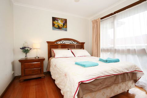 40 Thames Holiday Unit - Queensland Tourism 2