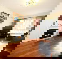 3 43 Thames Holiday Unit - Queensland Tourism