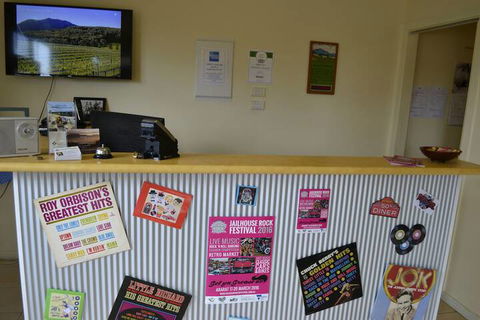 Ararat Motor Inn - Queensland Tourism 3