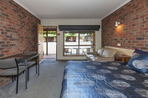Ararat Motor Inn - Queensland Tourism 4