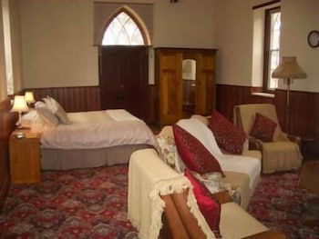 Clare Valley Cabins - QLD Tourism 3