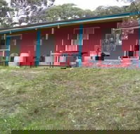 Clare Valley Cabins - Queensland Tourism