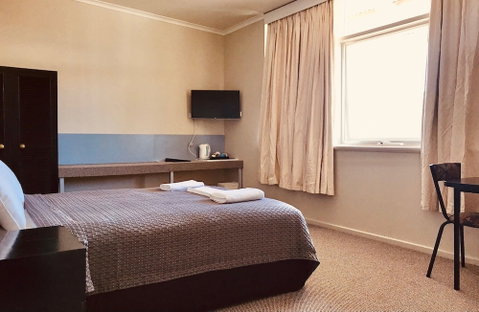 Highway One Ceduna - Queensland Tourism 4