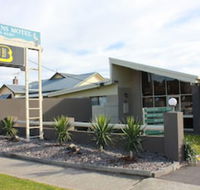 Pelicans Motel San Remo - Queensland Tourism