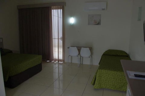 The Ashwood Motel - Queensland Tourism 2