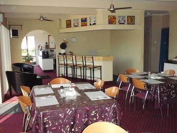 Gladstone Village Motel - Queensland Tourism 5
