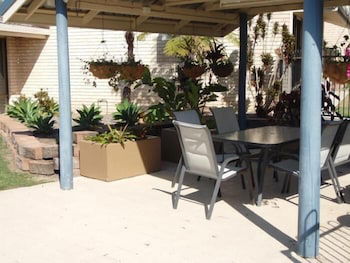 Gladstone Village Motel - Queensland Tourism 6