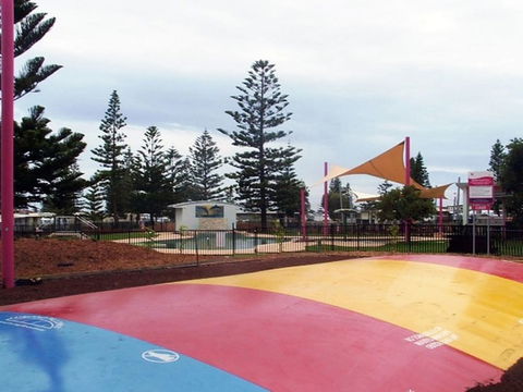 Toowoon Bay Holiday Park - QLD Tourism 4