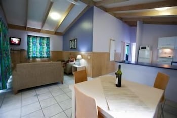 Toowoon Bay Holiday Park - QLD Tourism 0