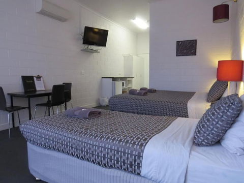San Remo Hotel Motel - QLD Tourism 6