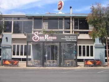 San Remo Hotel Motel - QLD Tourism 1