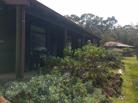 Dunsborough Rail Carriages & Farm Cottages - QLD Tourism 4