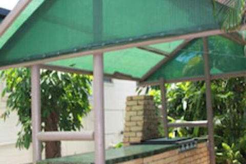 Golden Fountain Motel - Queensland Tourism 2