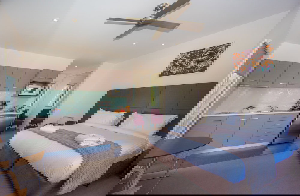 Longwood SA Queensland Tourism