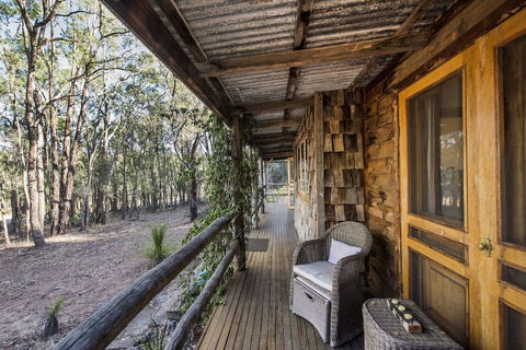 Ilkley Cottages - Queensland Tourism 4
