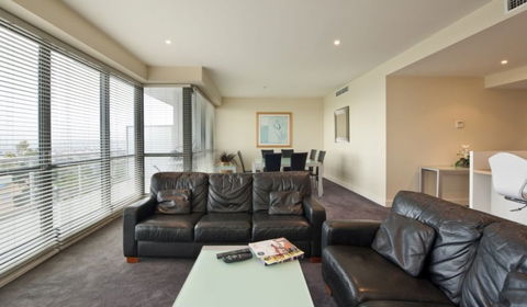 The Waterfront Apartments, Geelong - Queensland Tourism 6