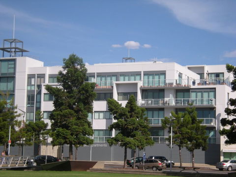 The Waterfront Apartments, Geelong - Queensland Tourism 0