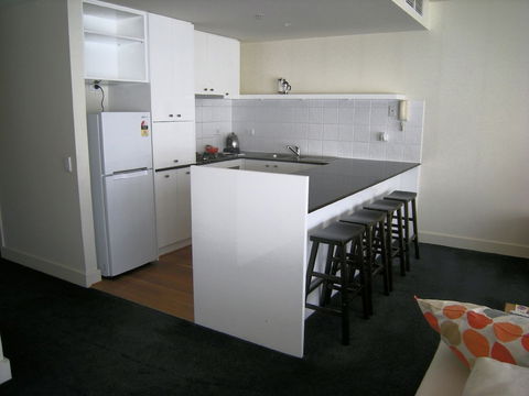 The Waterfront Apartments, Geelong - Queensland Tourism 3