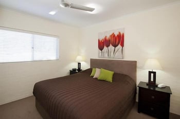 Mollymook Cove Apartments - QLD Tourism 4
