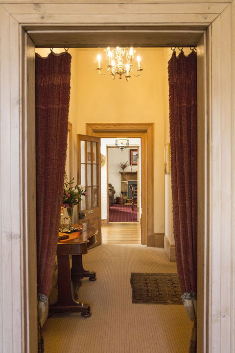 The Racecourse Inn - QLD Tourism 2