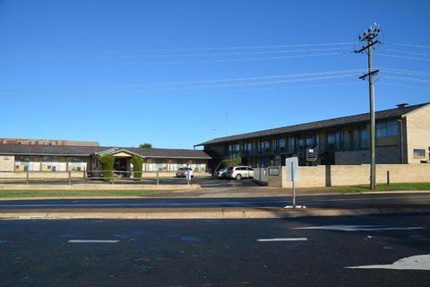 Adrian Motel - Queensland Tourism 5