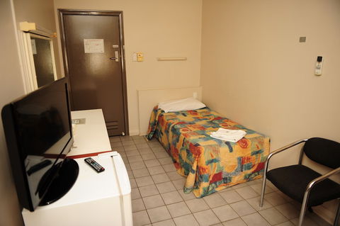 Hotel Allen - QLD Tourism 0