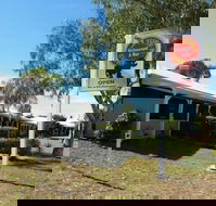 Landsborough Lodge Motel - Queensland Tourism