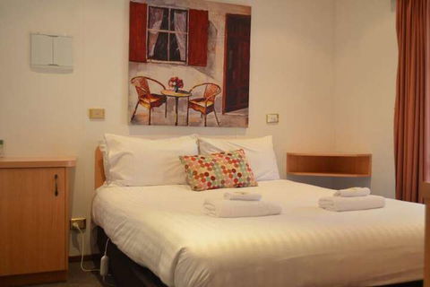 Tasman Holiday Parks - Merool On The Murray - QLD Tourism 5