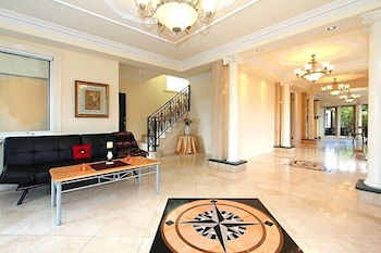 ABC Accommodation - Rosebud - Queensland Tourism 2