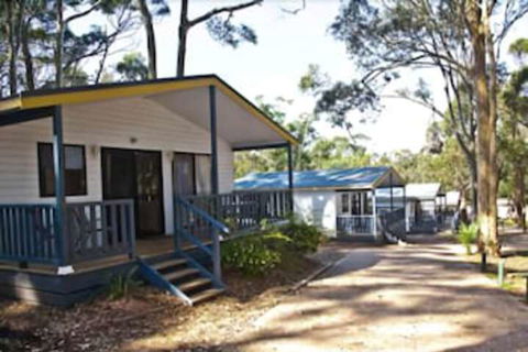 Island View Beach Resort - QLD Tourism 4