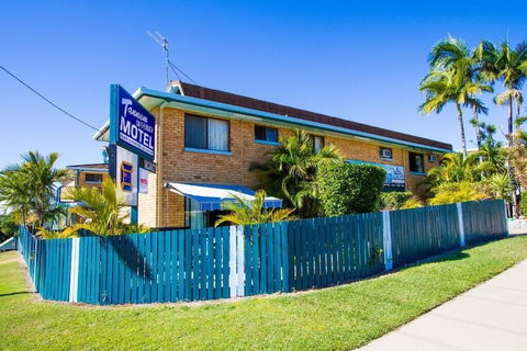 Tannum On The Beach Motel - Queensland Tourism 0