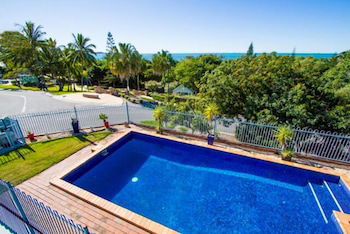 Tannum On The Beach Motel - Queensland Tourism 3