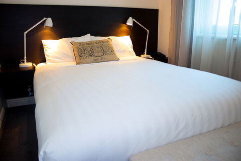 Mount Gambier Hotel - Queensland Tourism 4