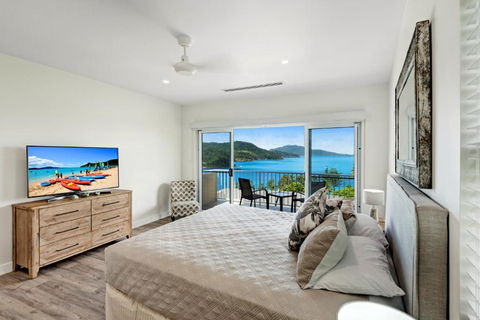 La Bella Apartments - QLD Tourism 1