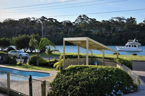 Emmanuel Holiday Apartments - QLD Tourism 5