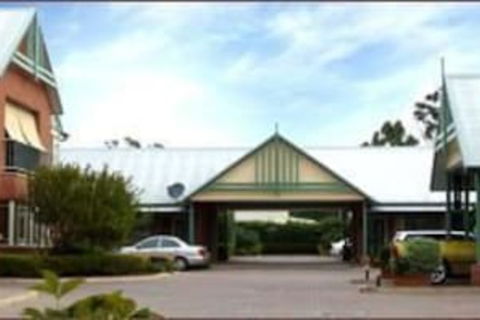 Young Federation Motor Inn - Queensland Tourism 2