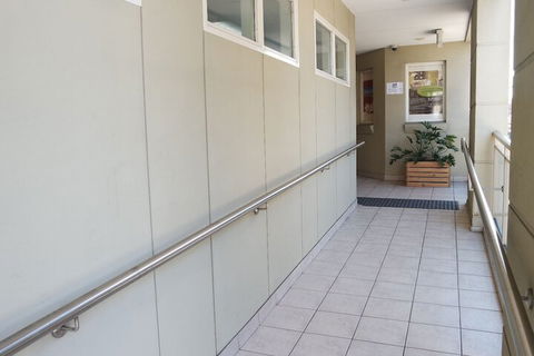 Cityview Studio Accommodation - QLD Tourism 1