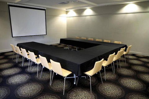 Park Avenue Hotel Motel - Queensland Tourism 6