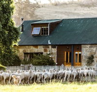Daisy Bank Cottages - Queensland Tourism