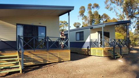 Horsham Riverside Caravan Park - QLD Tourism 1