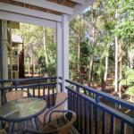 Dollarbird Treetops Townhouse - QLD Tourism 0